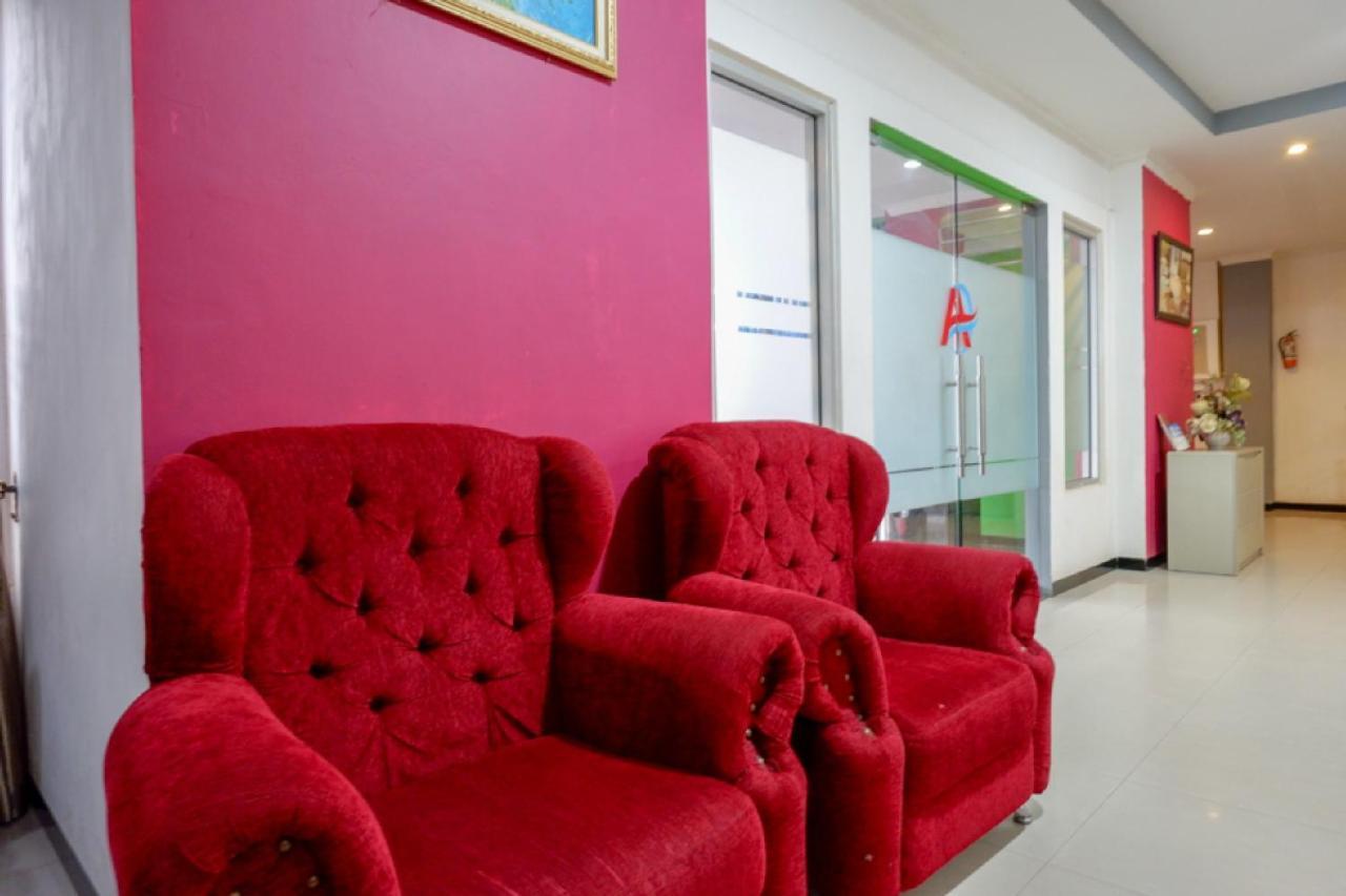 Reddoorz Near Citraland Waterpark Kendari Hotel Lepoleop Exterior foto
