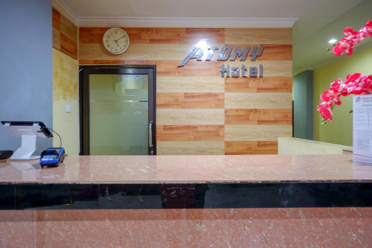 Reddoorz Near Citraland Waterpark Kendari Hotel Lepoleop Exterior foto