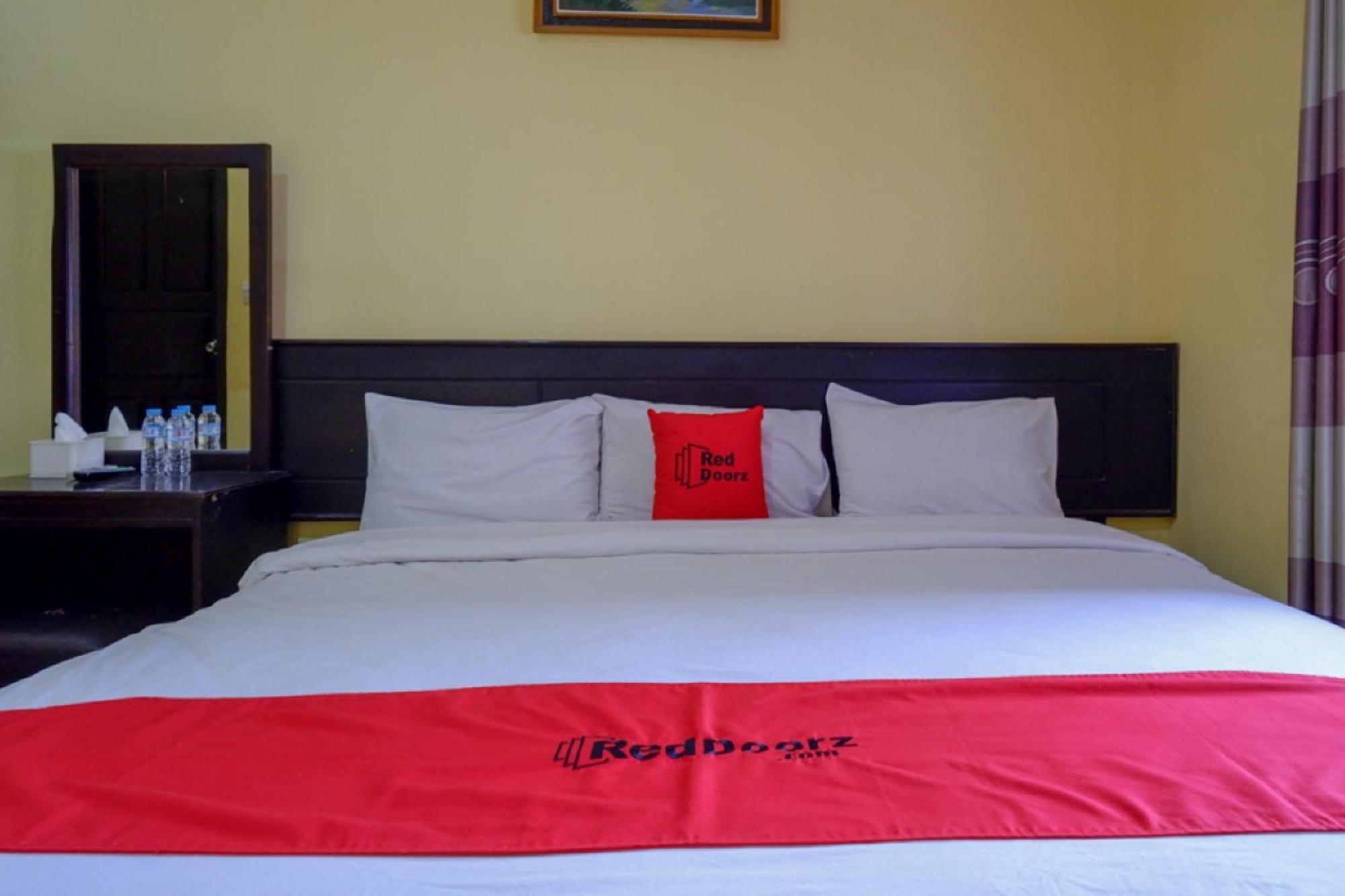 Reddoorz Near Citraland Waterpark Kendari Hotel Lepoleop Exterior foto