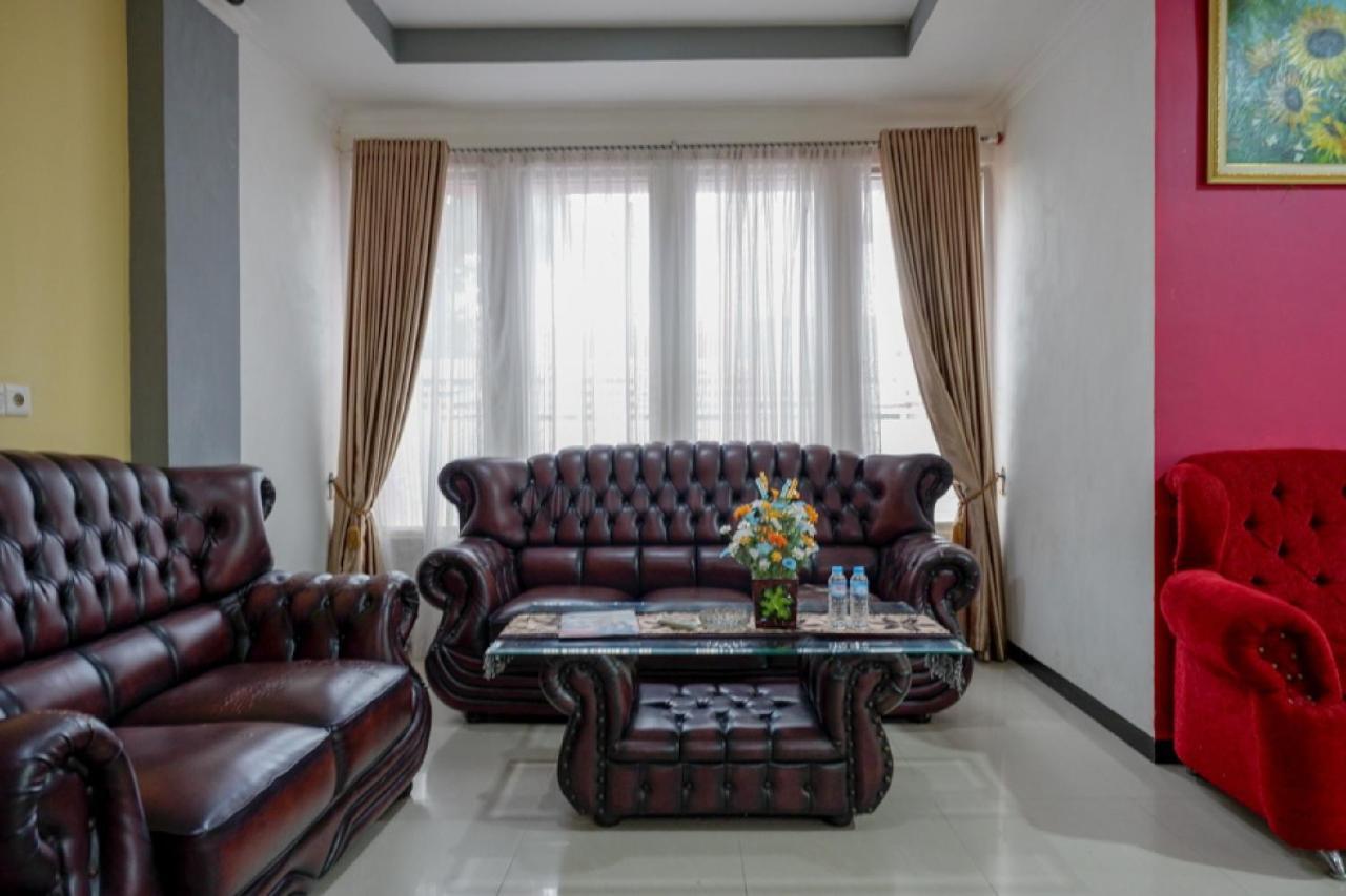 Reddoorz Near Citraland Waterpark Kendari Hotel Lepoleop Exterior foto